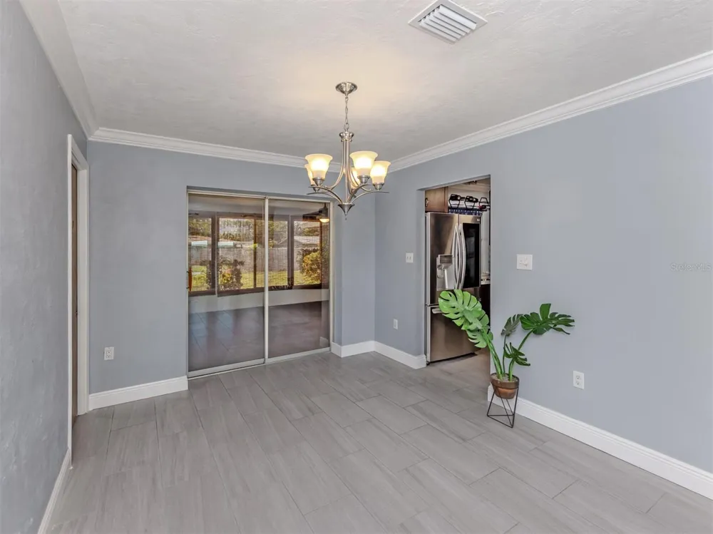 2161 INNER CASS CIRCLE Sarasota, FL 34231