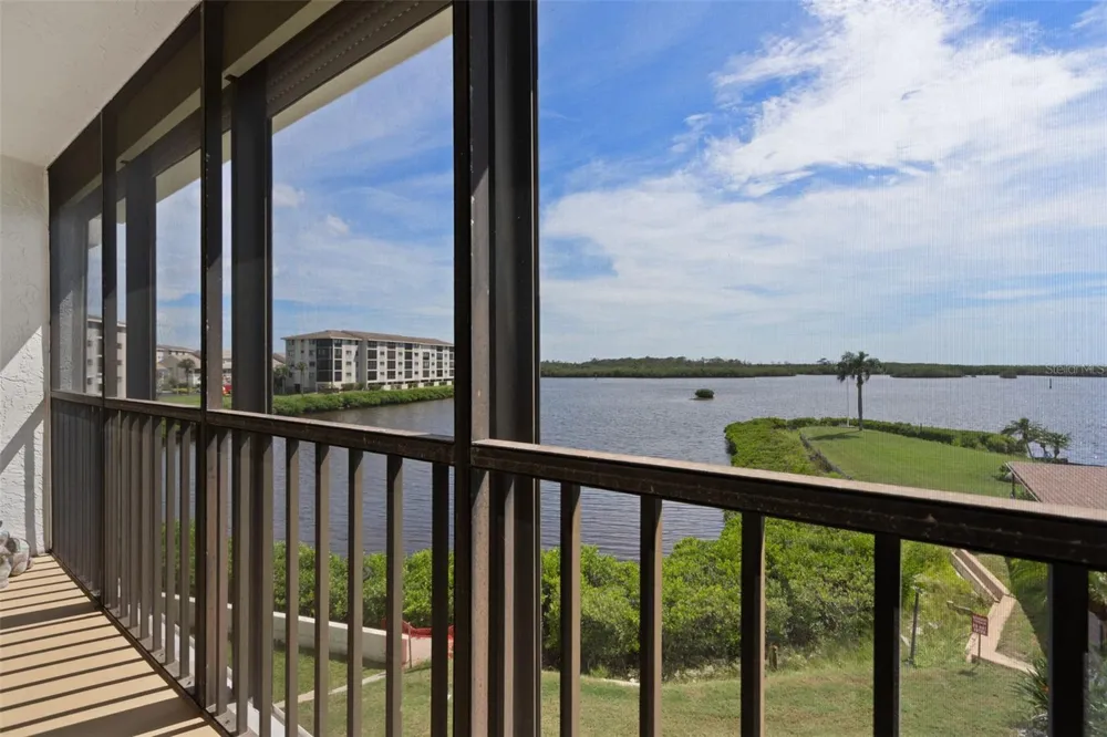4650 BAY BOULEVARD #1021 Port Richey, FL 34668