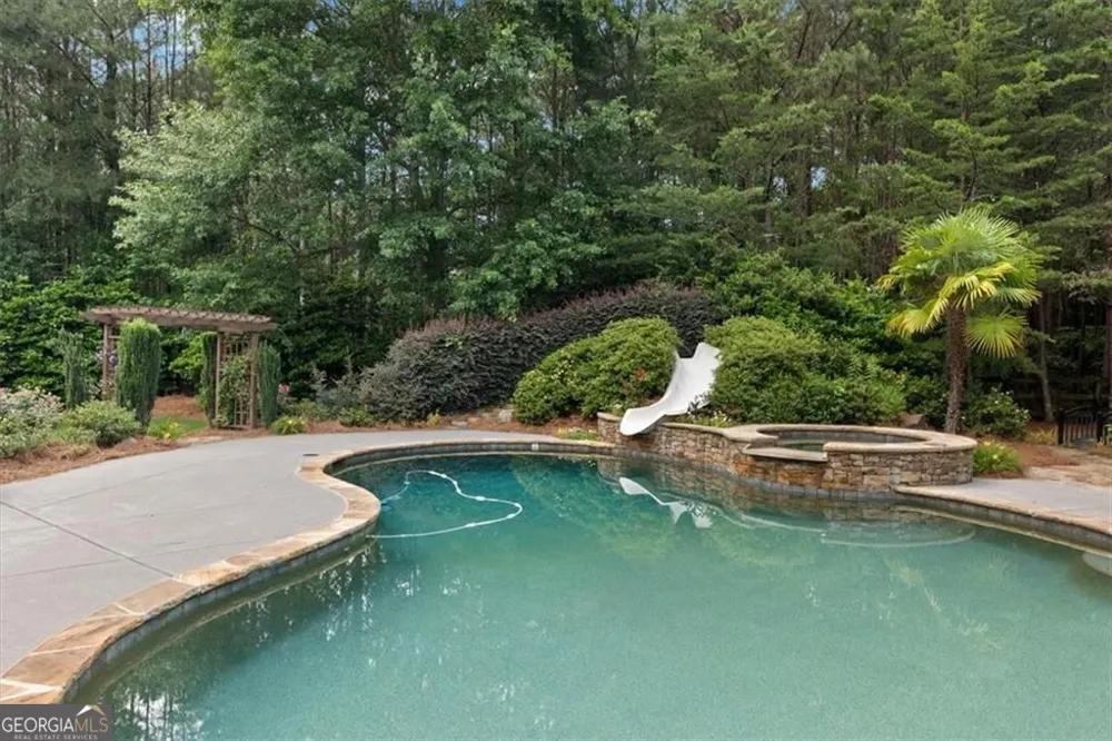 1900 Evergrace DR Milton, GA 30009