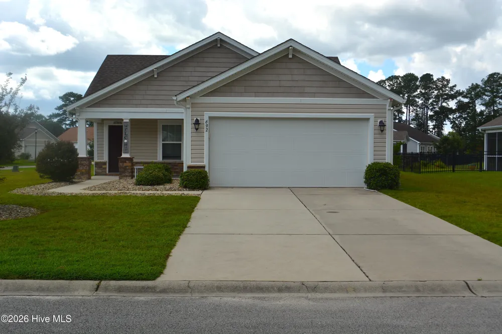 692 Pickering Drive NW Calabash, NC 28467