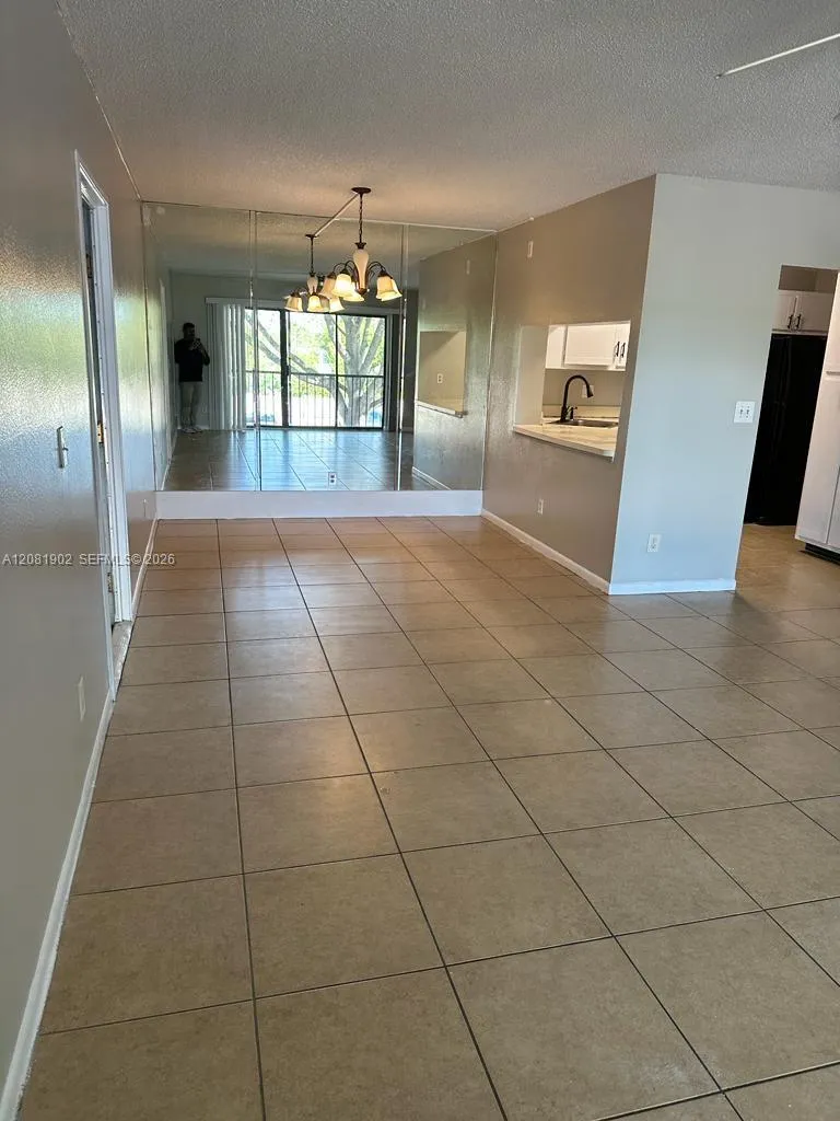 8215 Sun Spring Cr #22 Orlando, FL 32825