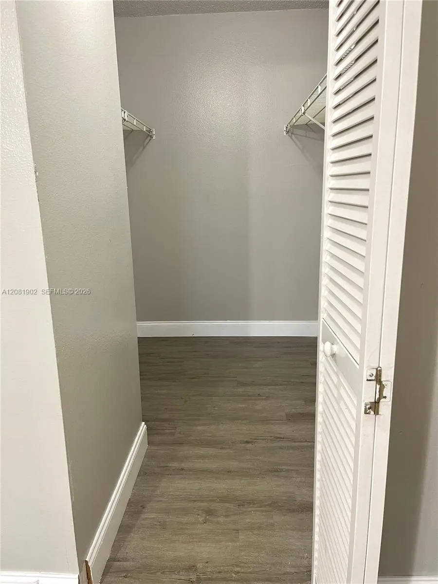 8215 Sun Spring Cr #22 Orlando, FL 32825
