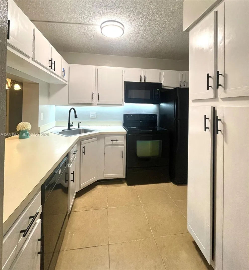 8215 Sun Spring Cr #22 Orlando, FL 32825