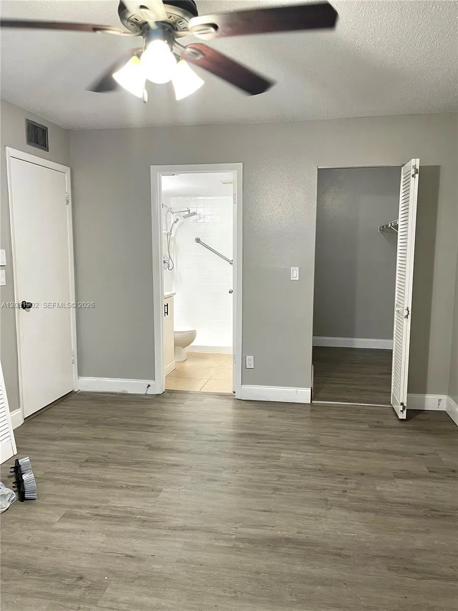 8215 Sun Spring Cr #22 Orlando, FL 32825