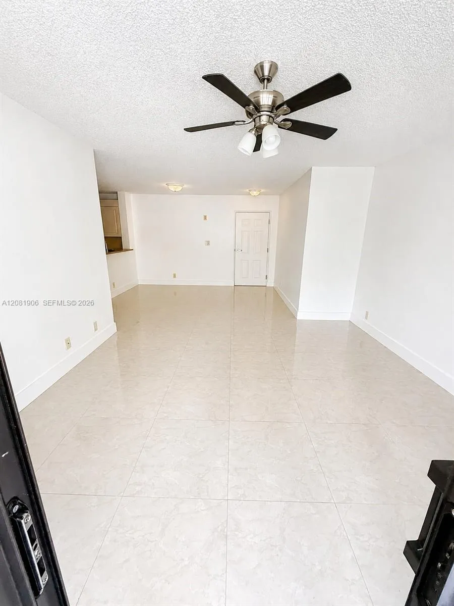 10131 W Sunrise Blvd #204 Plantation, FL 33322