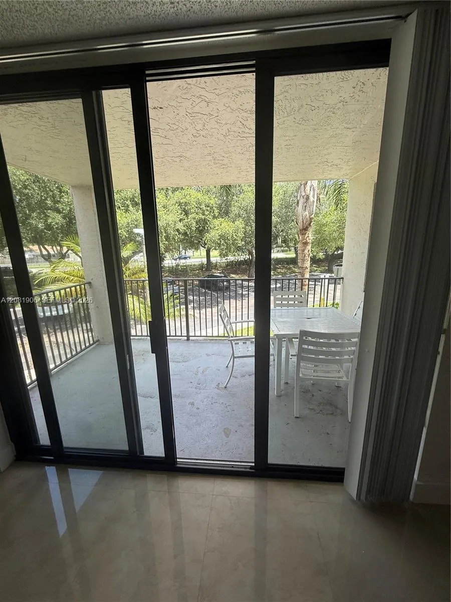 10131 W Sunrise Blvd #204 Plantation, FL 33322