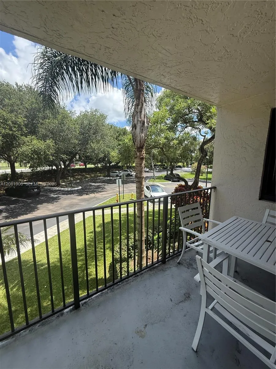 10131 W Sunrise Blvd #204 Plantation, FL 33322