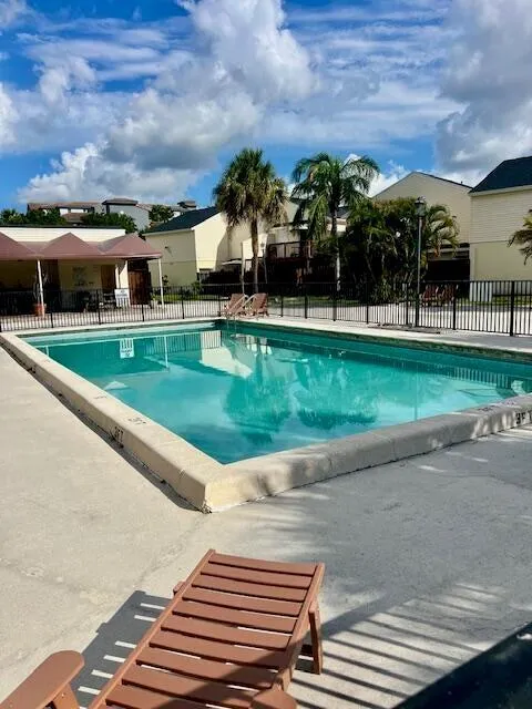 631 EXECUTIVE CENTER DRIVE #K104 West Palm Beach, FL 33401