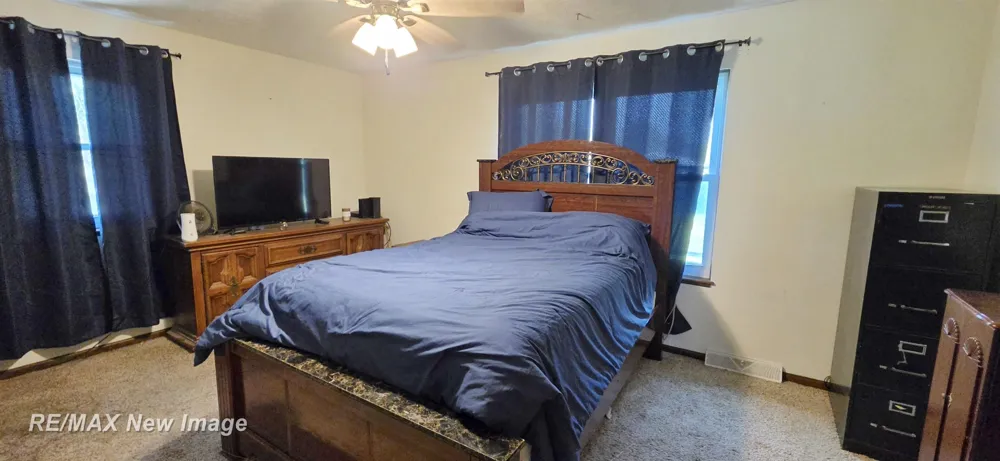 16807 OAKLEY ROAD Chesaning Township, MI 48616