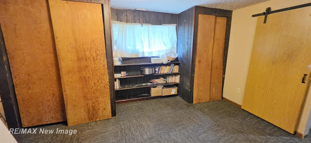 16807 OAKLEY ROAD Chesaning Township, MI 48616
