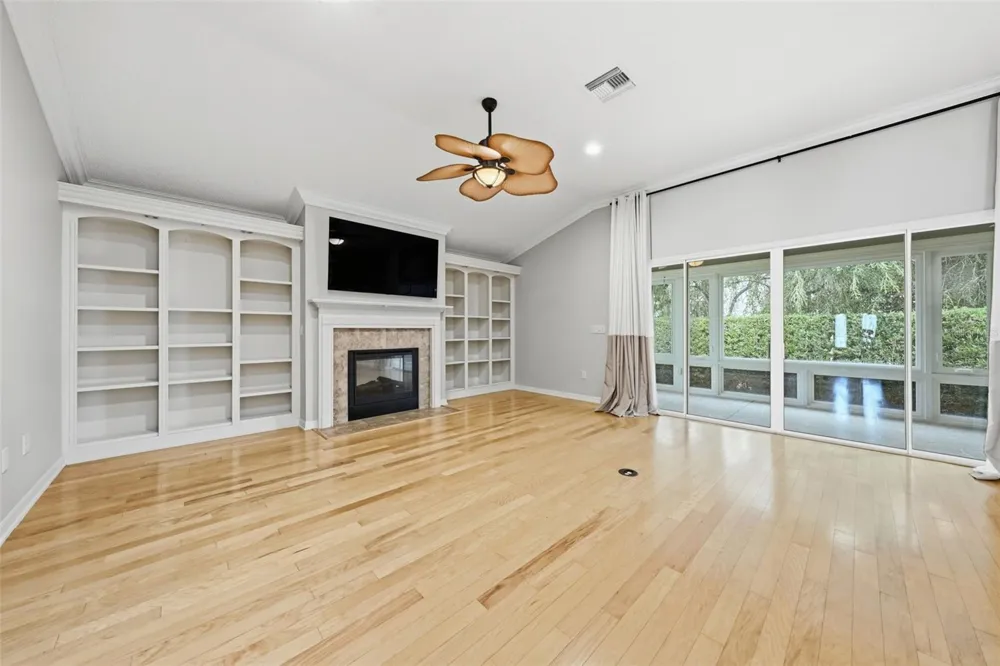 1723 LATTA COURT The Villages, FL 32162
