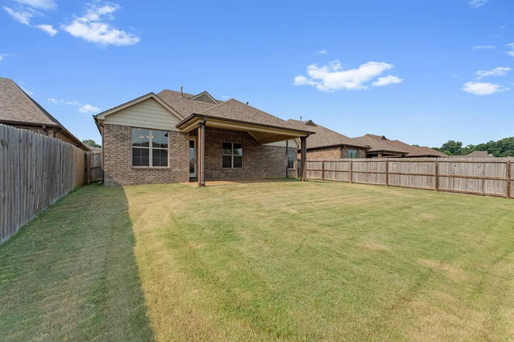 90 WILLOW SPRINGS LN Oakland, TN 38060