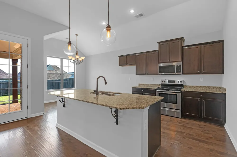90 WILLOW SPRINGS LN Oakland, TN 38060