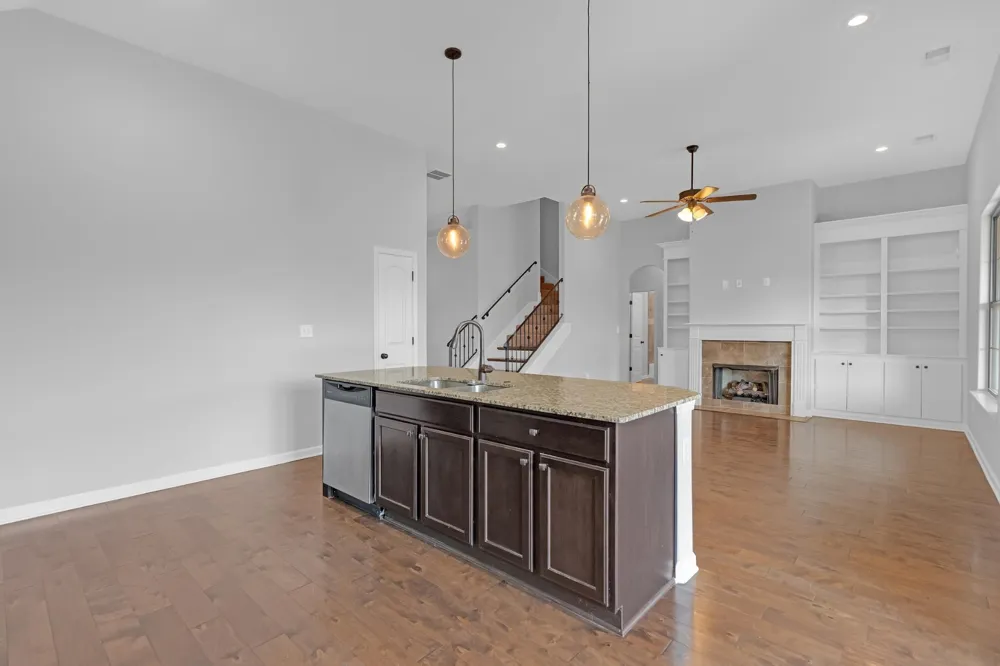 90 WILLOW SPRINGS LN Oakland, TN 38060