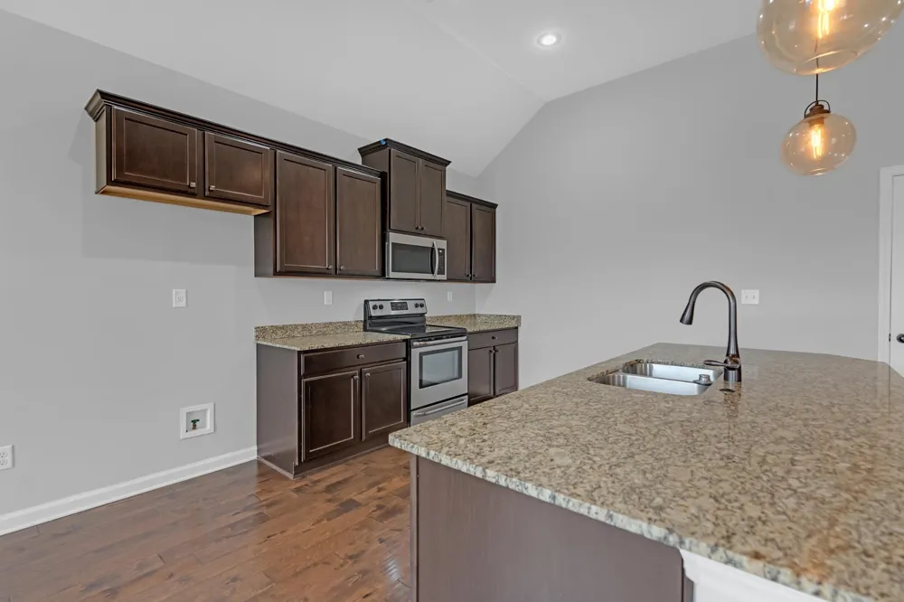 90 WILLOW SPRINGS LN Oakland, TN 38060
