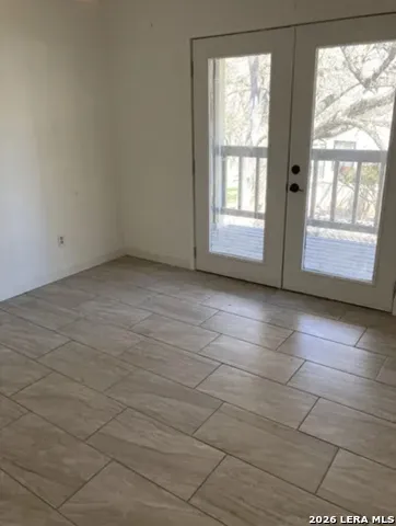 195 Gallagher Dr #18 Canyon Lake, TX 78133