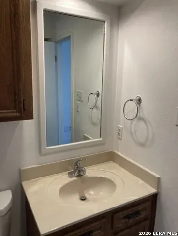 195 Gallagher Dr #18 Canyon Lake, TX 78133