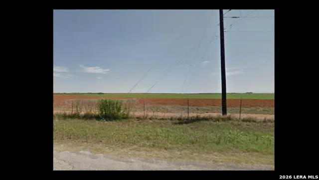 00 Miguel Rd Bigfoot, TX 78005