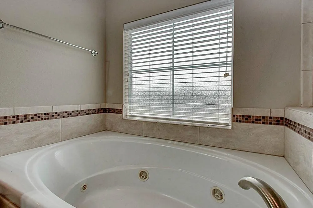 5729 Kiam Street Houston, TX 77007