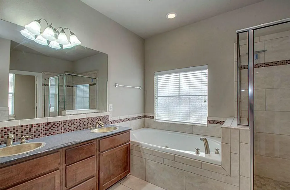 5729 Kiam Street Houston, TX 77007