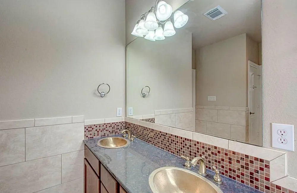 5729 Kiam Street Houston, TX 77007
