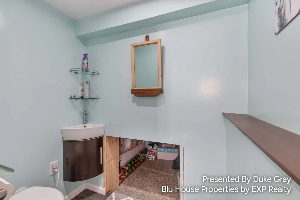 5228 Larkin Avenue NE Comstock Park, MI 49321