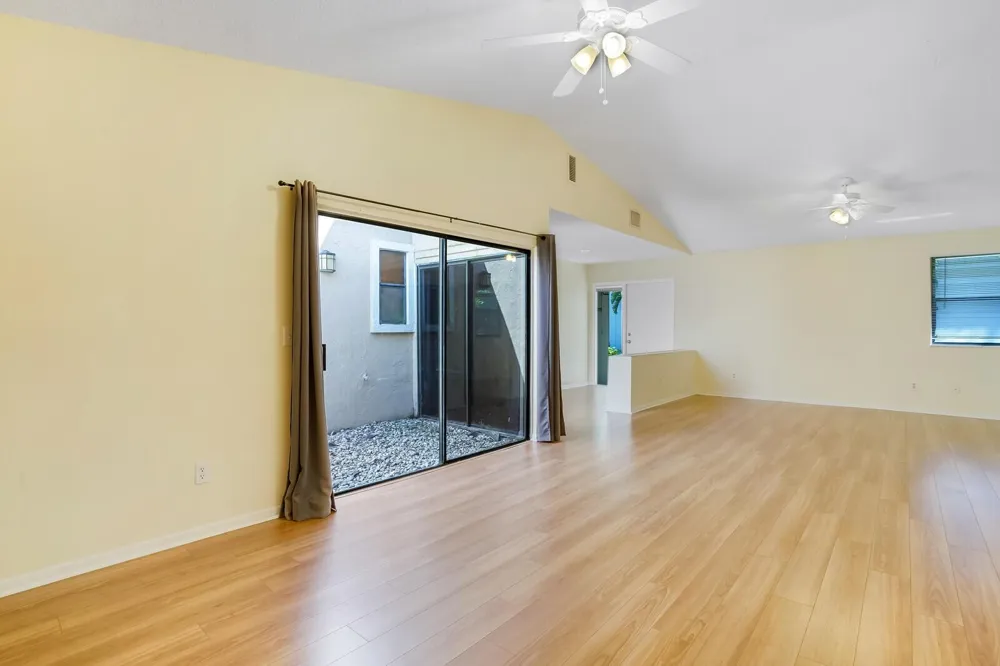1080 NW 19TH TERRACE Delray Beach, FL 33445