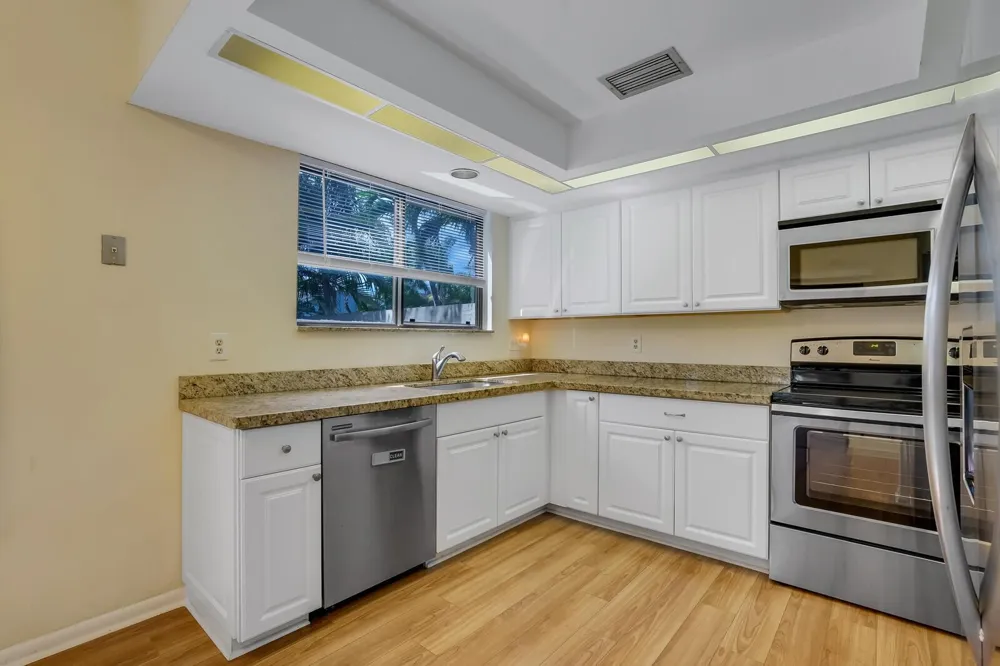 1080 NW 19TH TERRACE Delray Beach, FL 33445