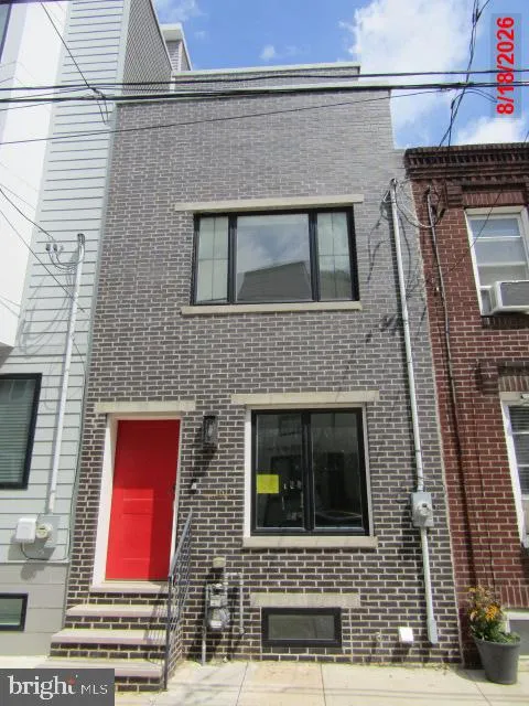617 DUDLEY STREET