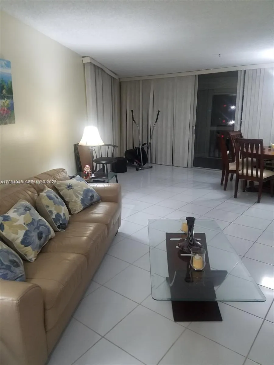 6921 Environ Blvd #4P Lauderhill, FL 33319