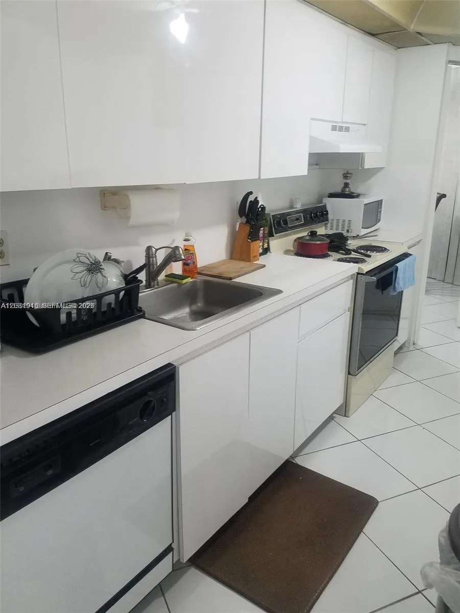 6921 Environ Blvd #4P Lauderhill, FL 33319