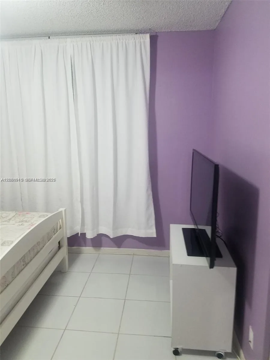 6921 Environ Blvd #4P Lauderhill, FL 33319