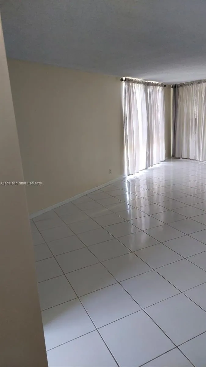6921 Environ Blvd #4P Lauderhill, FL 33319