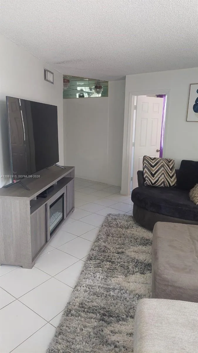 6921 Environ Blvd #4P Lauderhill, FL 33319