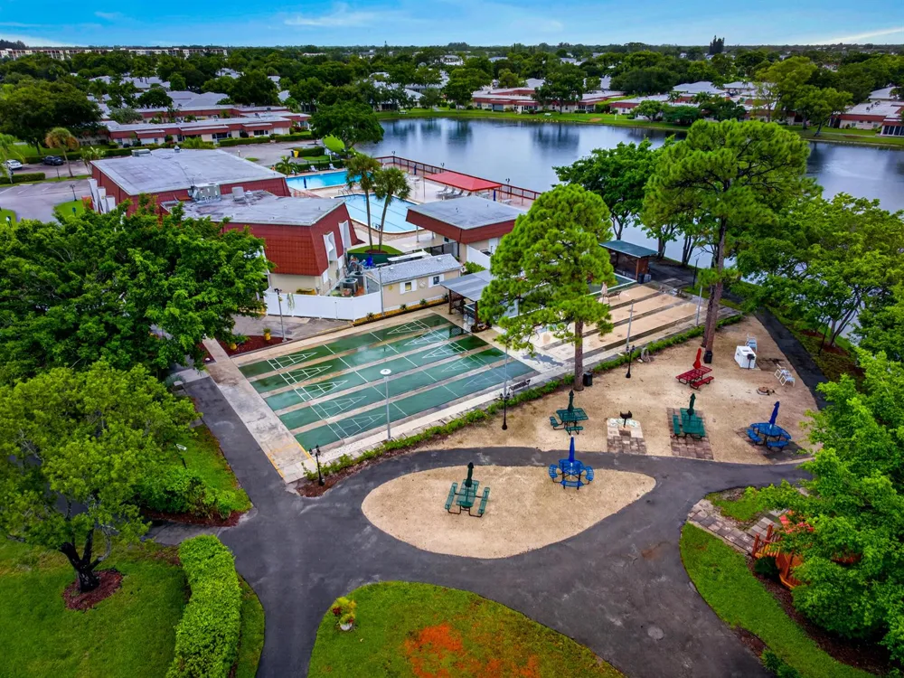 265 CAPE COD CIRCLE Lake Worth, FL 33467