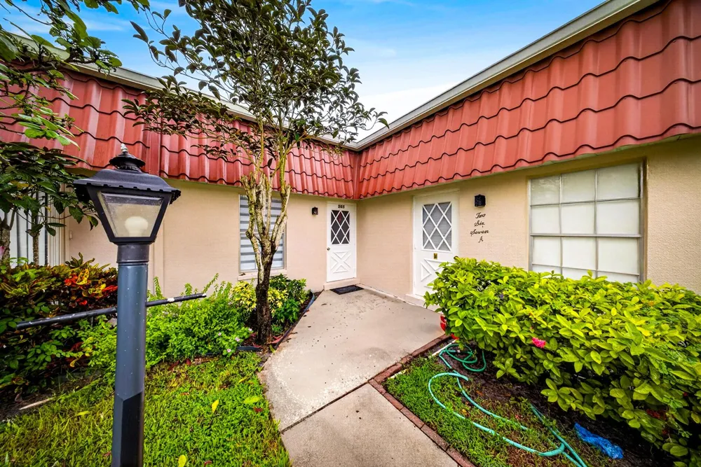 265 CAPE COD CIRCLE Lake Worth, FL 33467