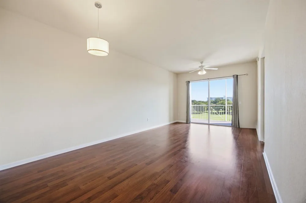 3500 OAKS CLUBHOUSE DRIVE #510 Pompano Beach, FL 33069