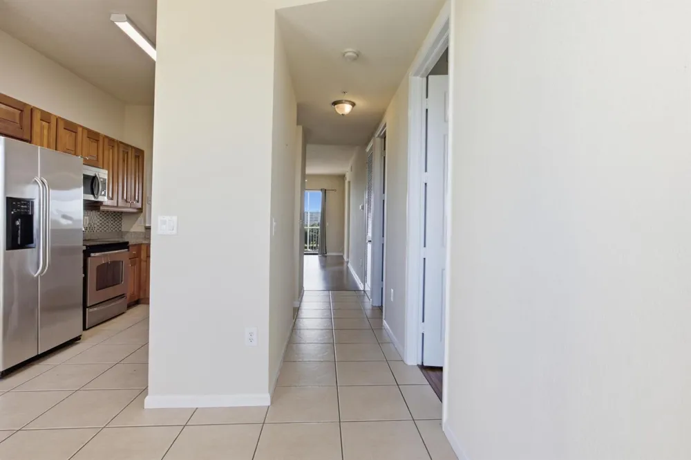 3500 OAKS CLUBHOUSE DRIVE #510 Pompano Beach, FL 33069