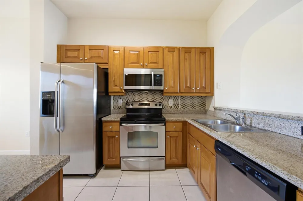 3500 OAKS CLUBHOUSE DRIVE #510 Pompano Beach, FL 33069