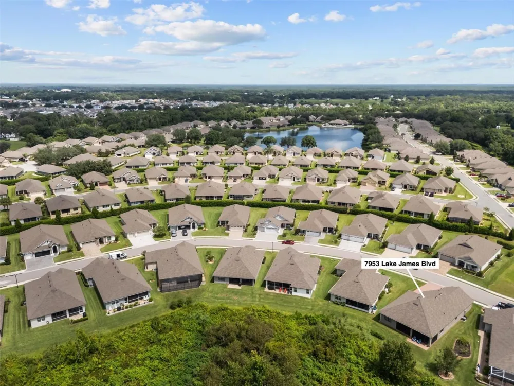 7953 LAKE JAMES BOULEVARD Lakeland, FL 33810