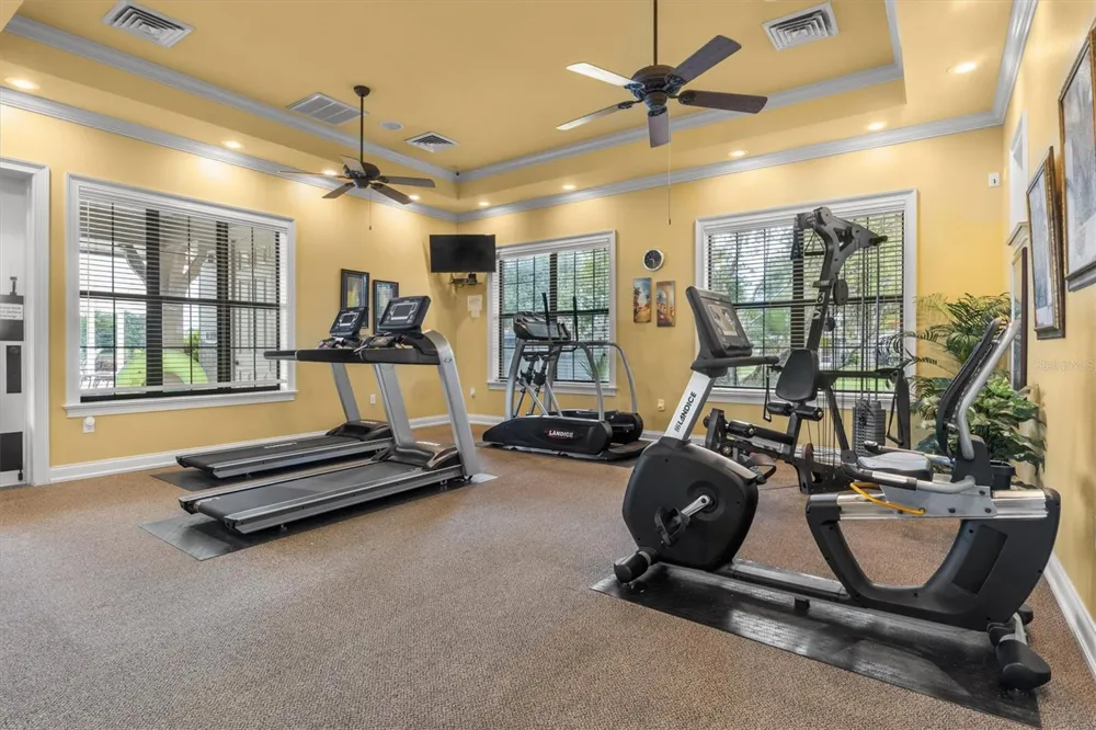 7953 LAKE JAMES BOULEVARD Lakeland, FL 33810