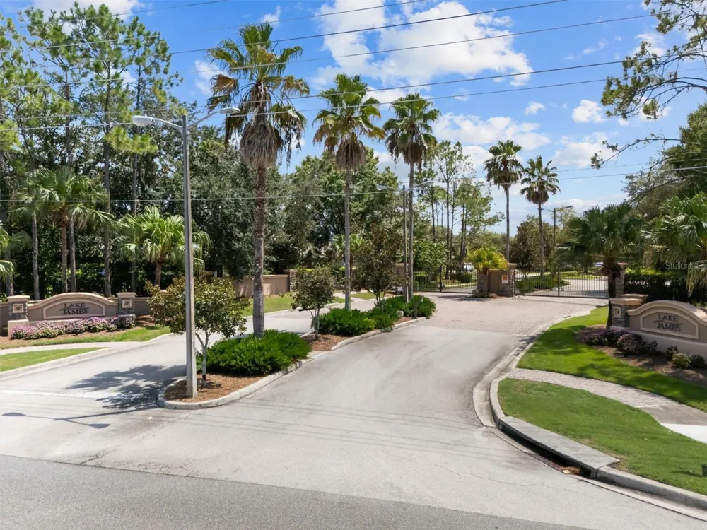 7953 LAKE JAMES BOULEVARD Lakeland, FL 33810