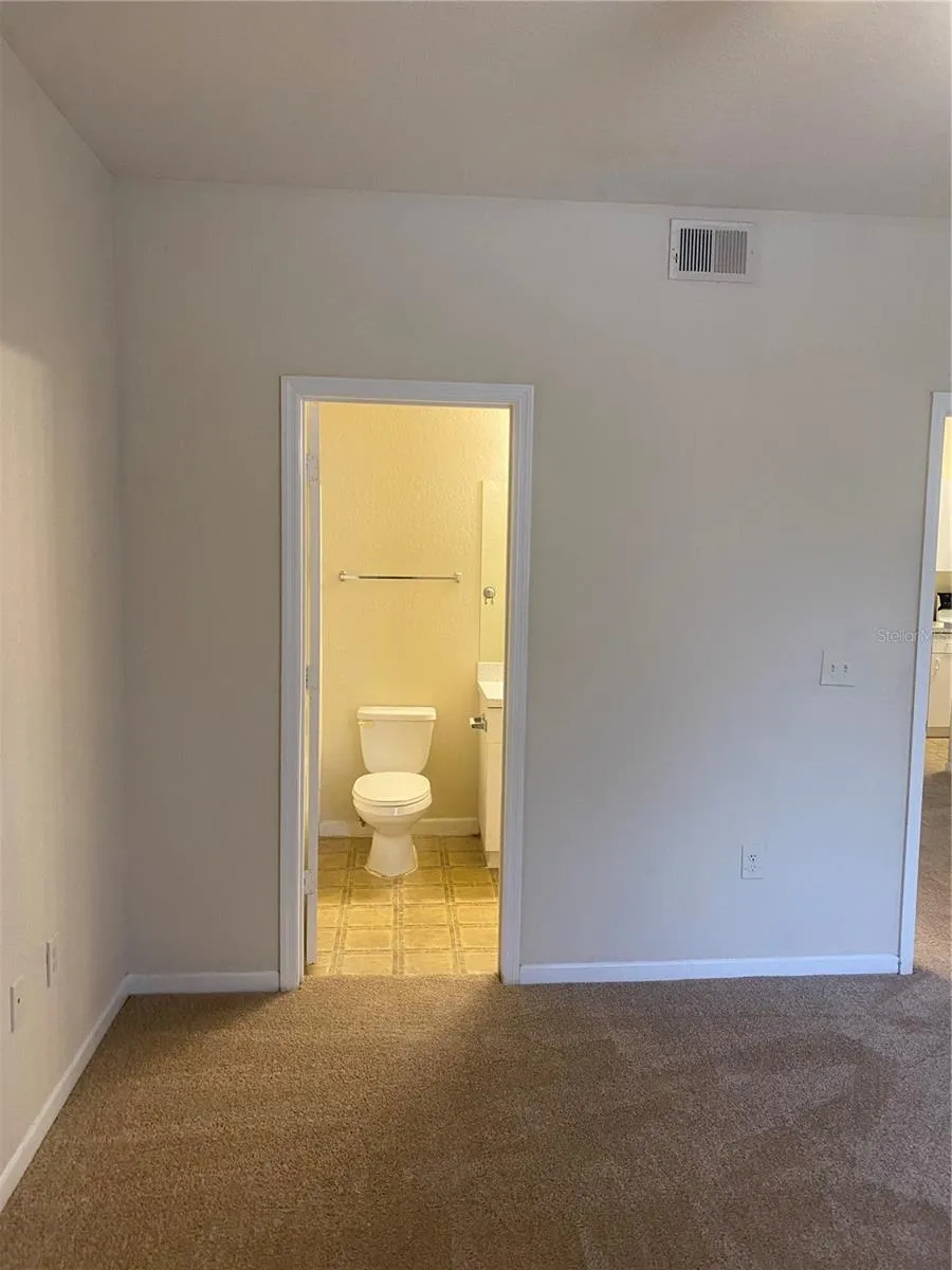 17106 CARRINGTON PARK DRIVE #607 Tampa, FL 33647