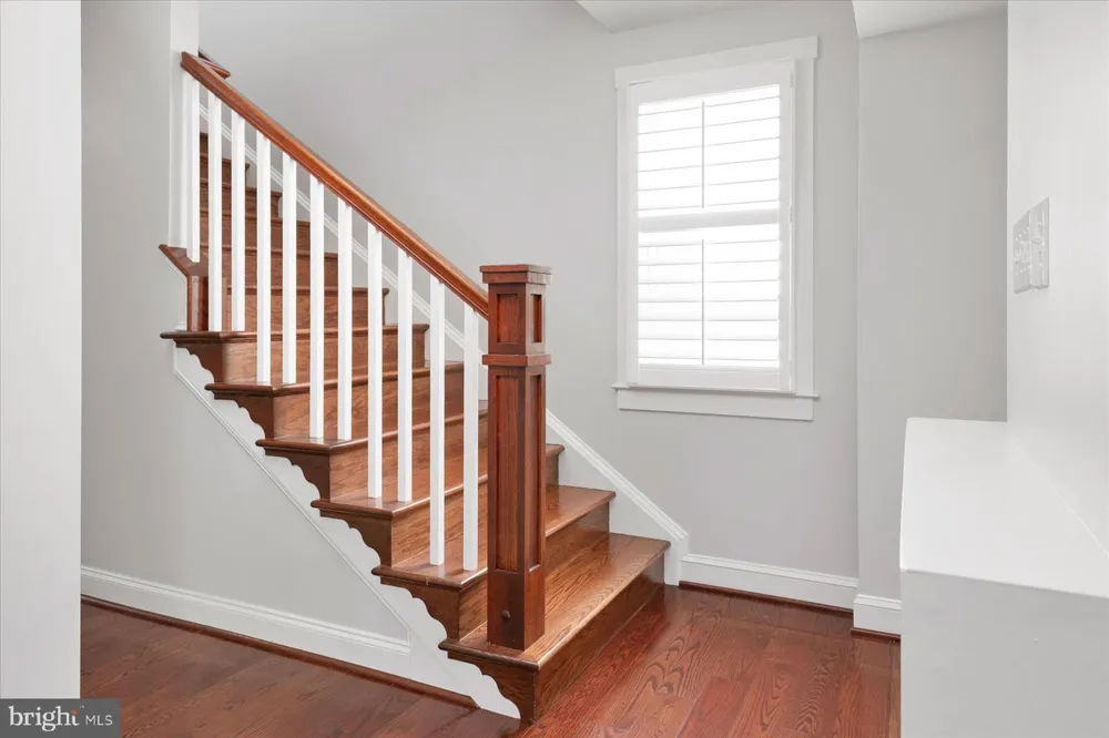 820 BAY RIDGE AVENUE Annapolis, MD 21403
