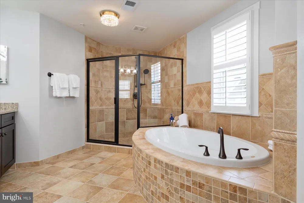 820 BAY RIDGE AVENUE Annapolis, MD 21403