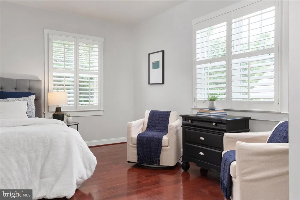 820 BAY RIDGE AVENUE Annapolis, MD 21403
