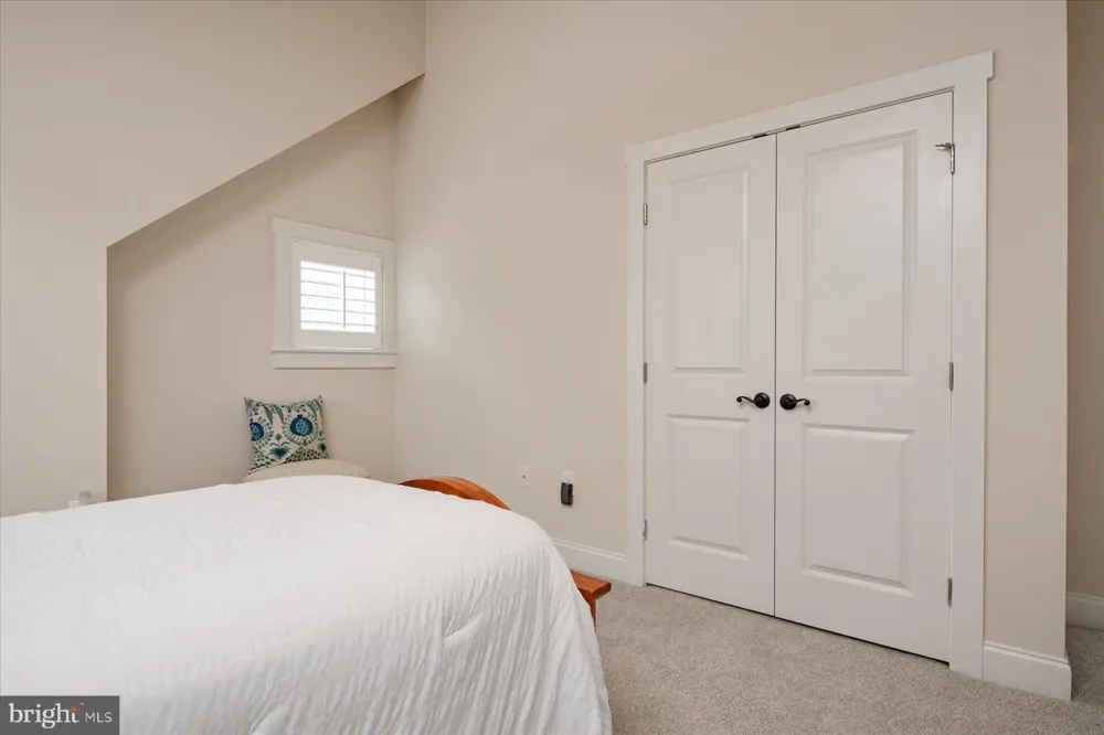 820 BAY RIDGE AVENUE Annapolis, MD 21403