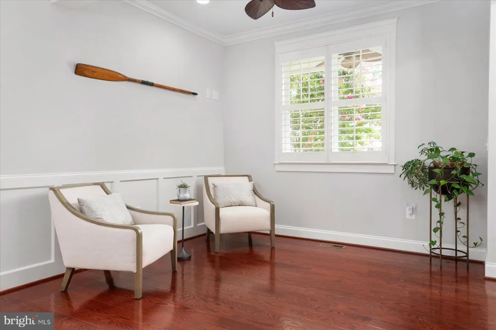 820 BAY RIDGE AVENUE Annapolis, MD 21403