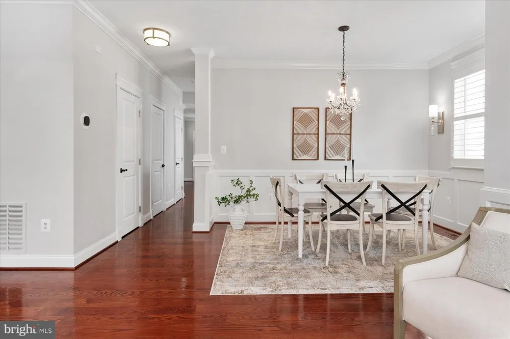 820 BAY RIDGE AVENUE Annapolis, MD 21403