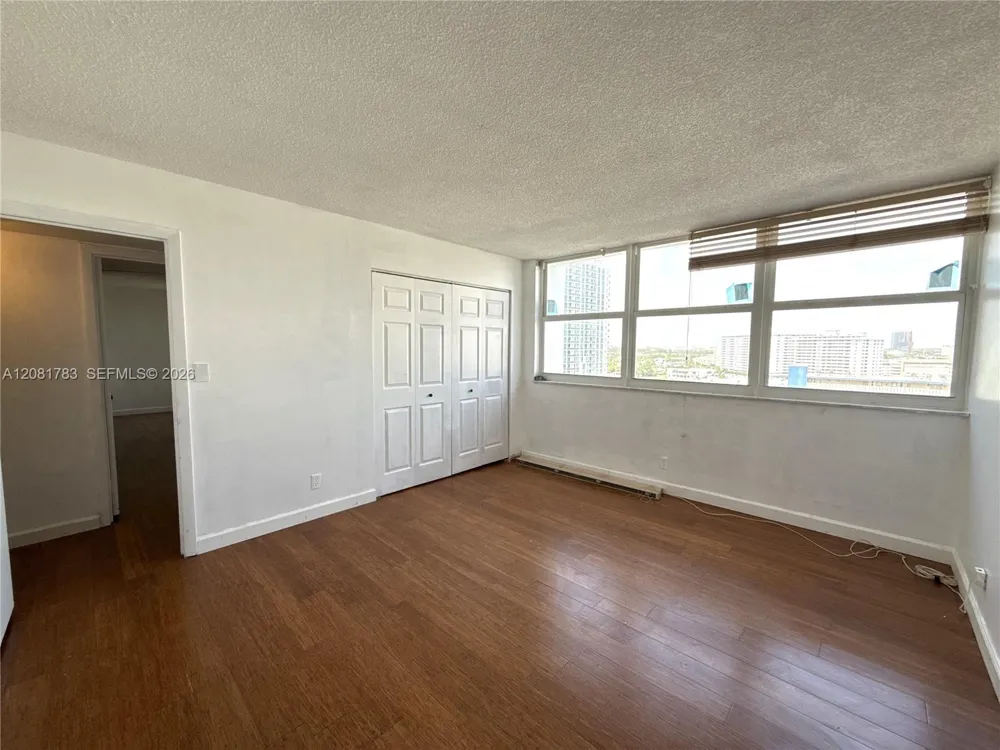 1904 S Ocean Dr #1206 Hallandale Beach, FL 33009